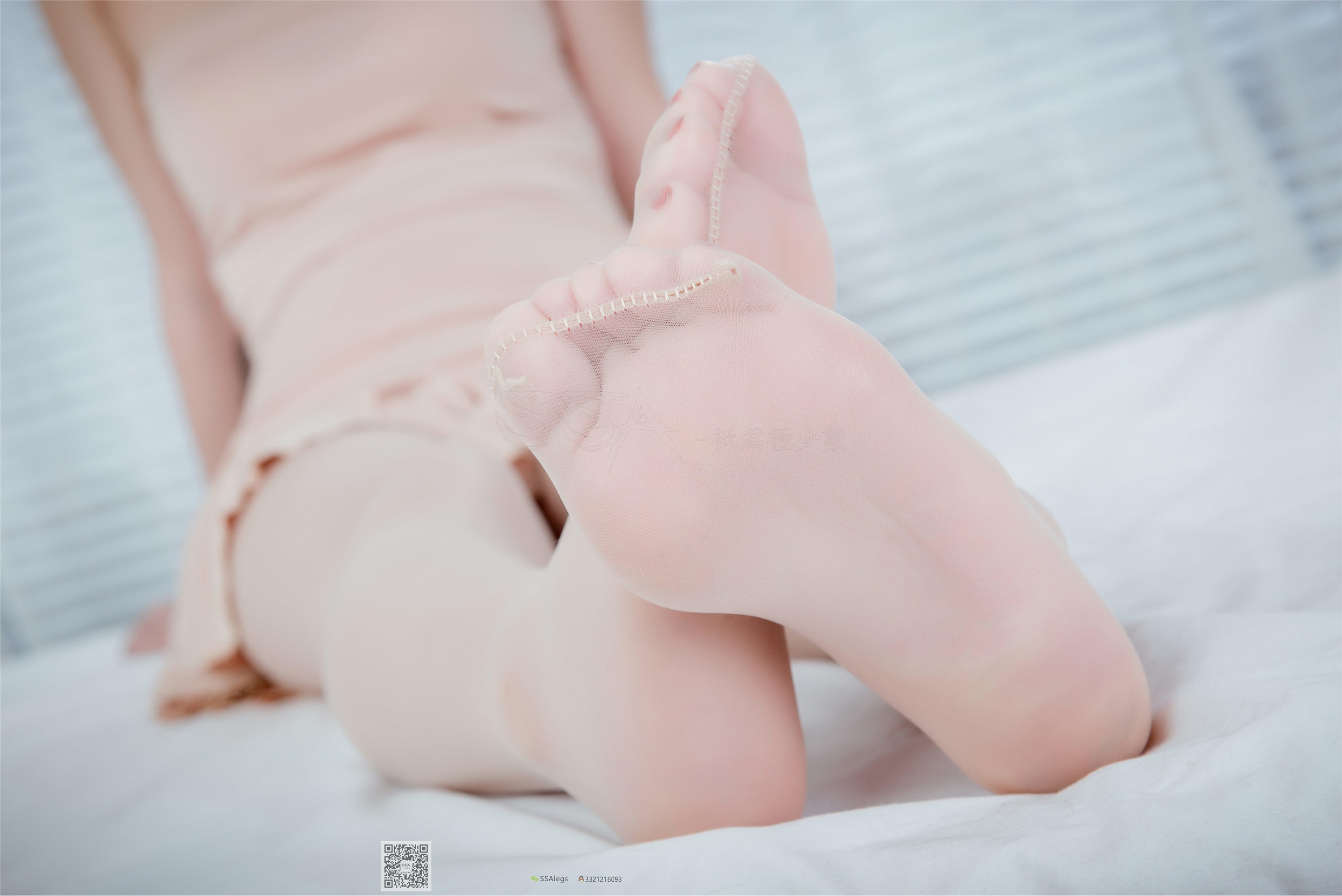 SSA丝社 NO.038 大大的开档肉色丝袜